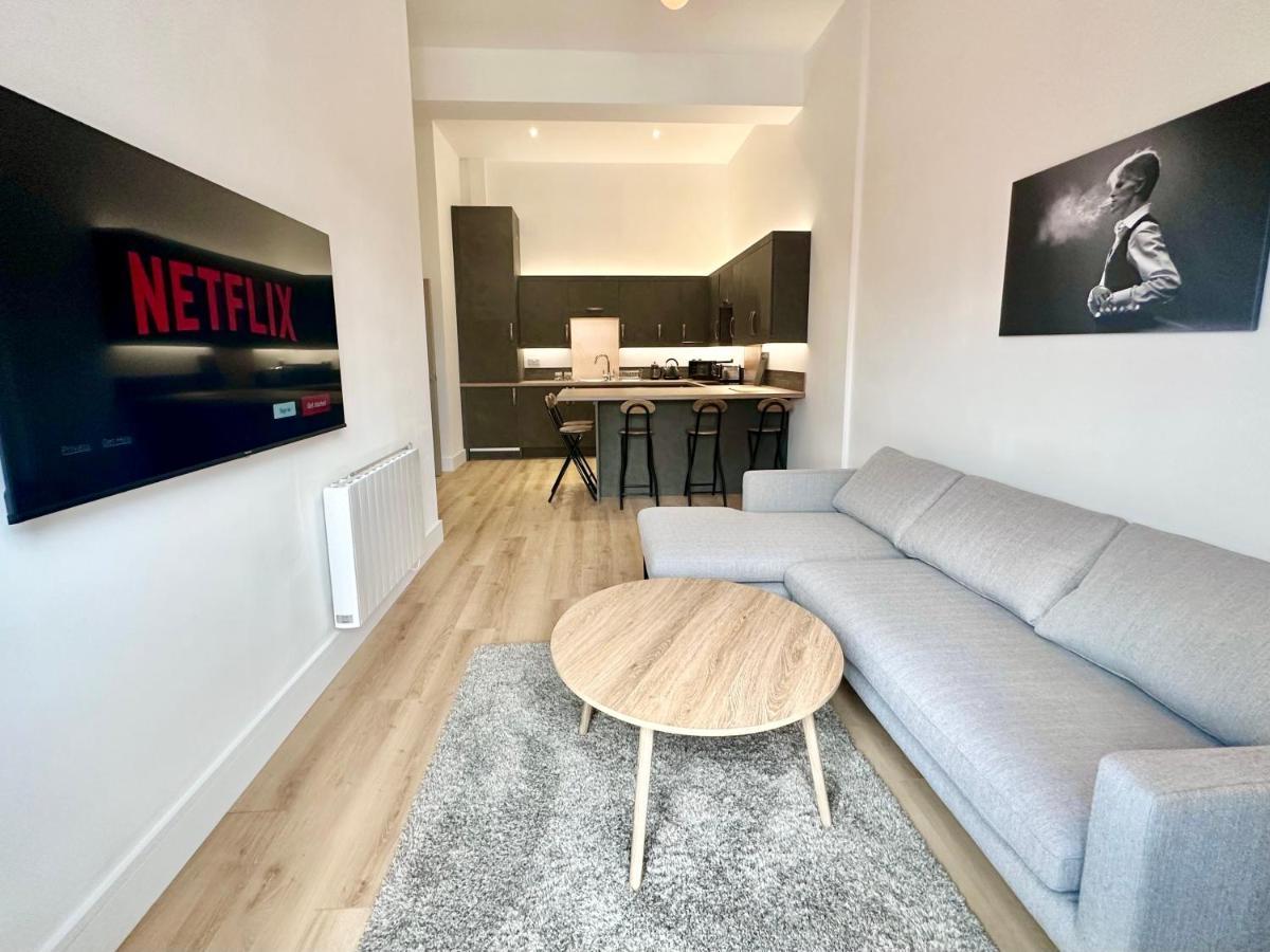 Fountain Apartment No 2 With Free Parking York Bagian luar foto
