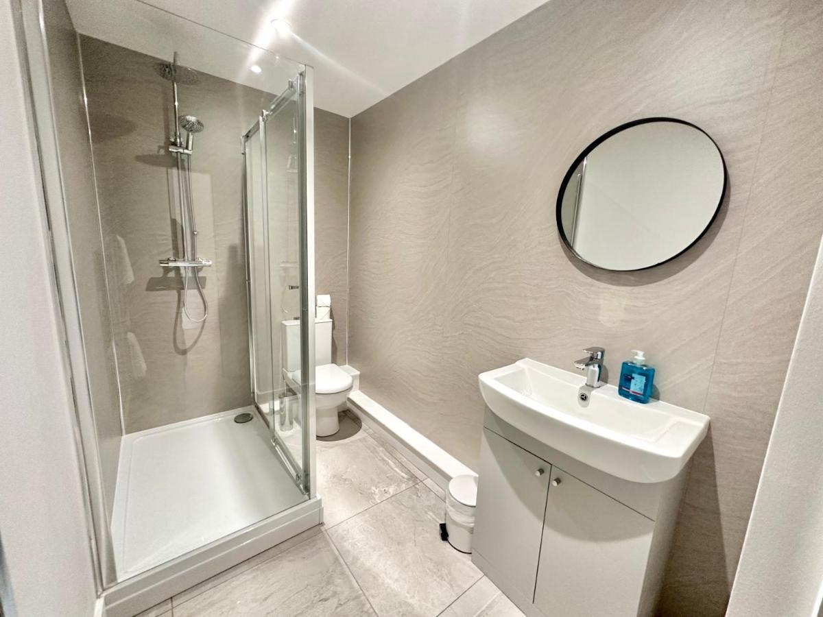 Fountain Apartment No 2 With Free Parking York Bagian luar foto